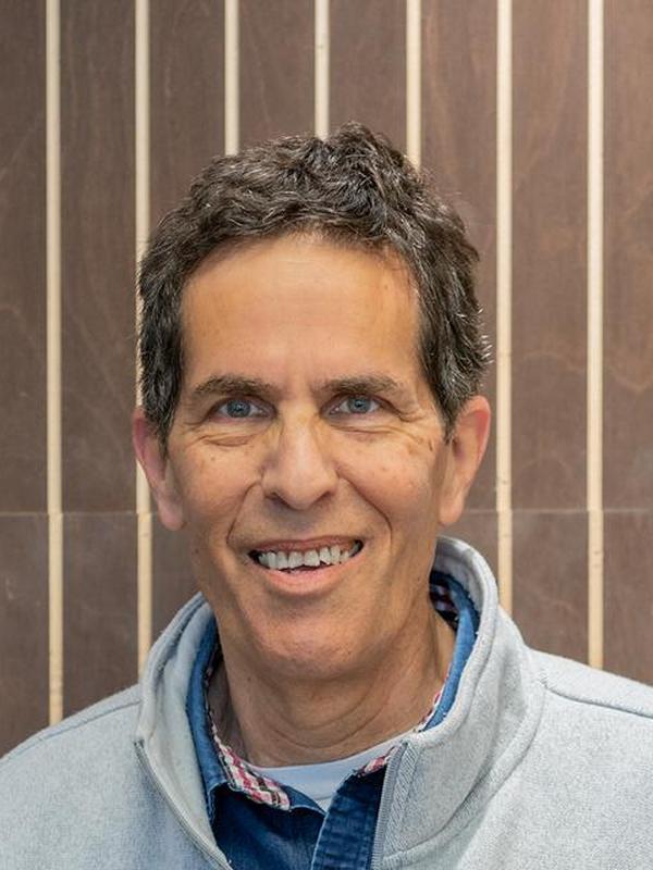 face_headshot_7 face_headshot_7