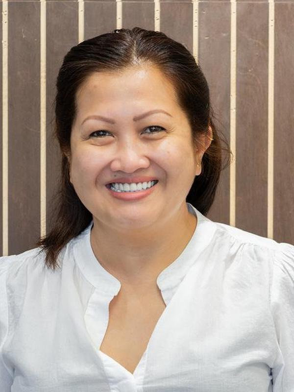 face_headshot_9 face_headshot_9